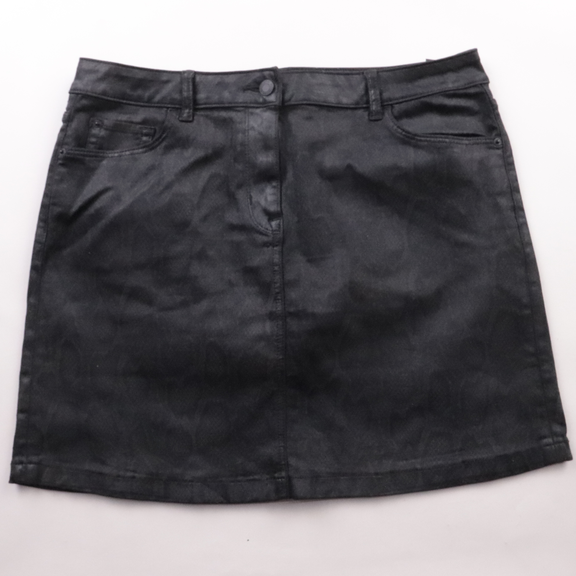 250115179-1