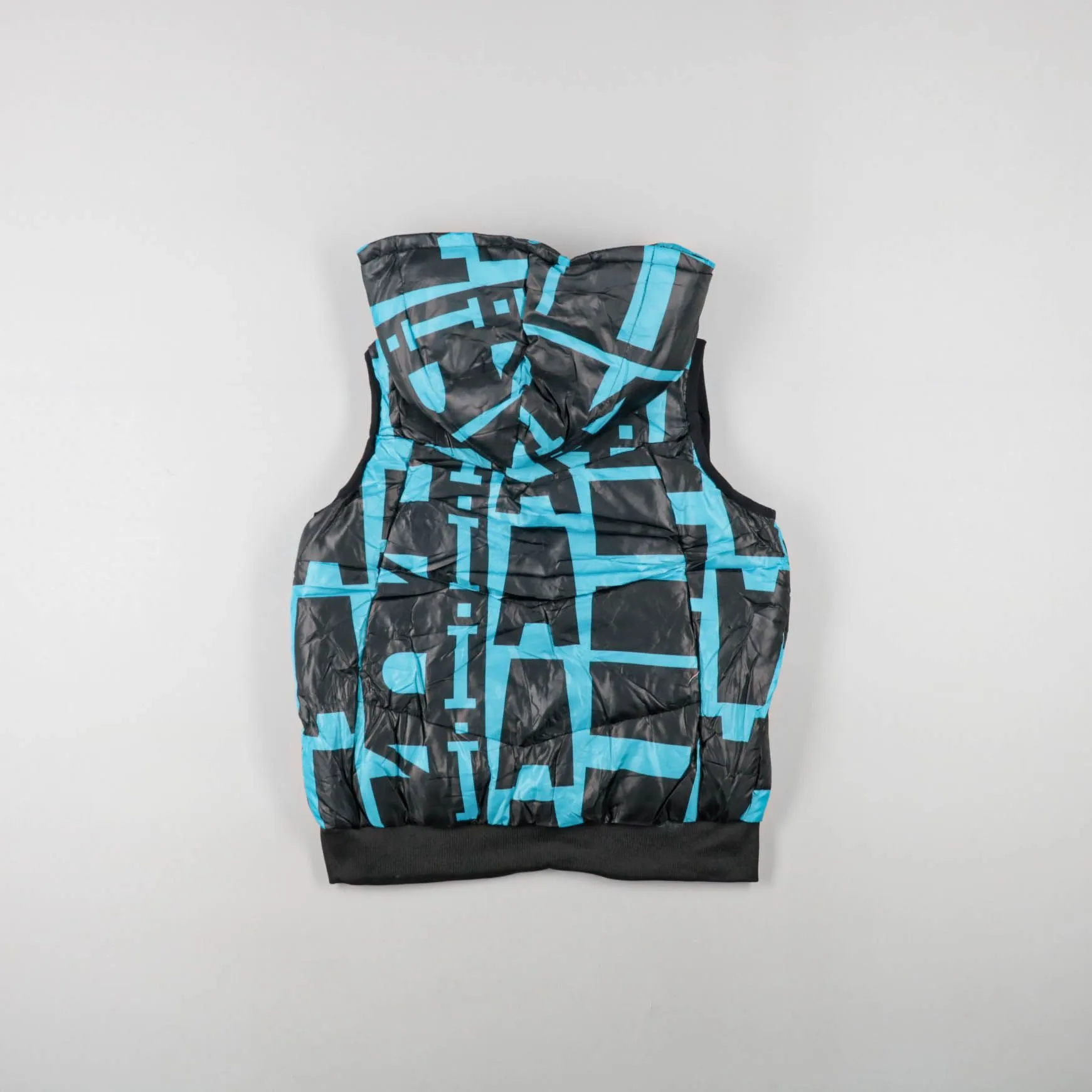 жилет Adidas