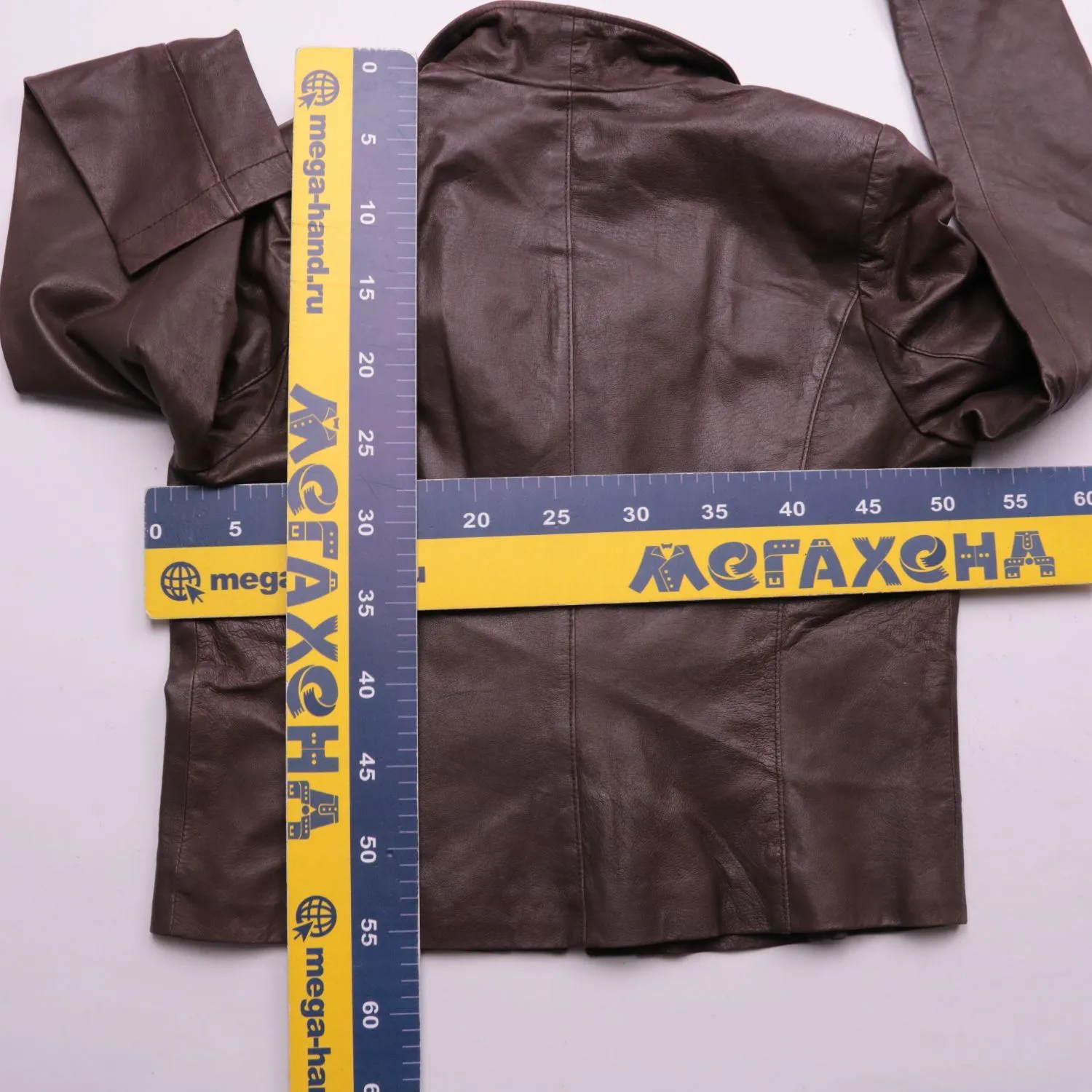 Коричневая кожаная куртка EMMA на пуговицах, размер 46 (M)