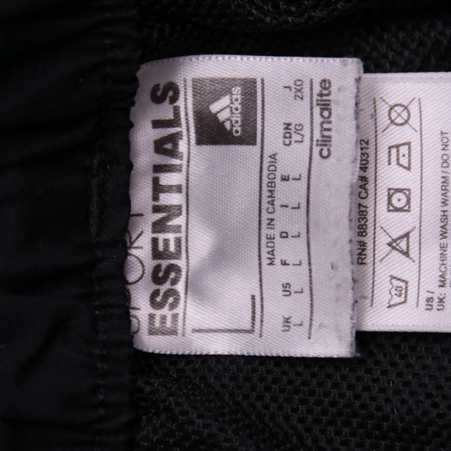 шорты Adidas